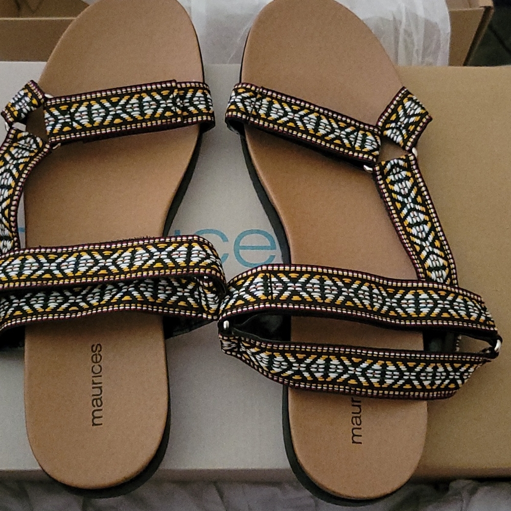 SIZE 11 maurices multicolored sandals